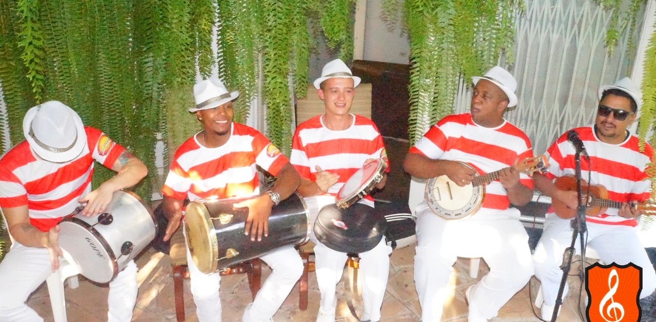 Integrantes de Roda de Samba