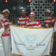 Festa de Casamento Rio de Janeiro Veronica e Vando - Bateria de Escola de Samba- Bandeira Personalizada