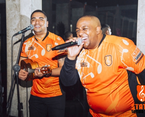 Bruno Carvalho e Murilo Couto em festa de debutante