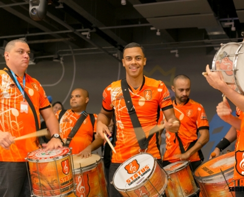 Lucas de Oliveira Caixa e Equipe de Bateria