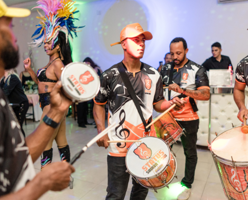 Equipe de ritmo em Festa de Aniversário da Dona Helena no Magnific Buffet no Ipiranga